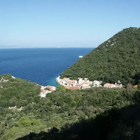 Lucica 1 Beachfront House